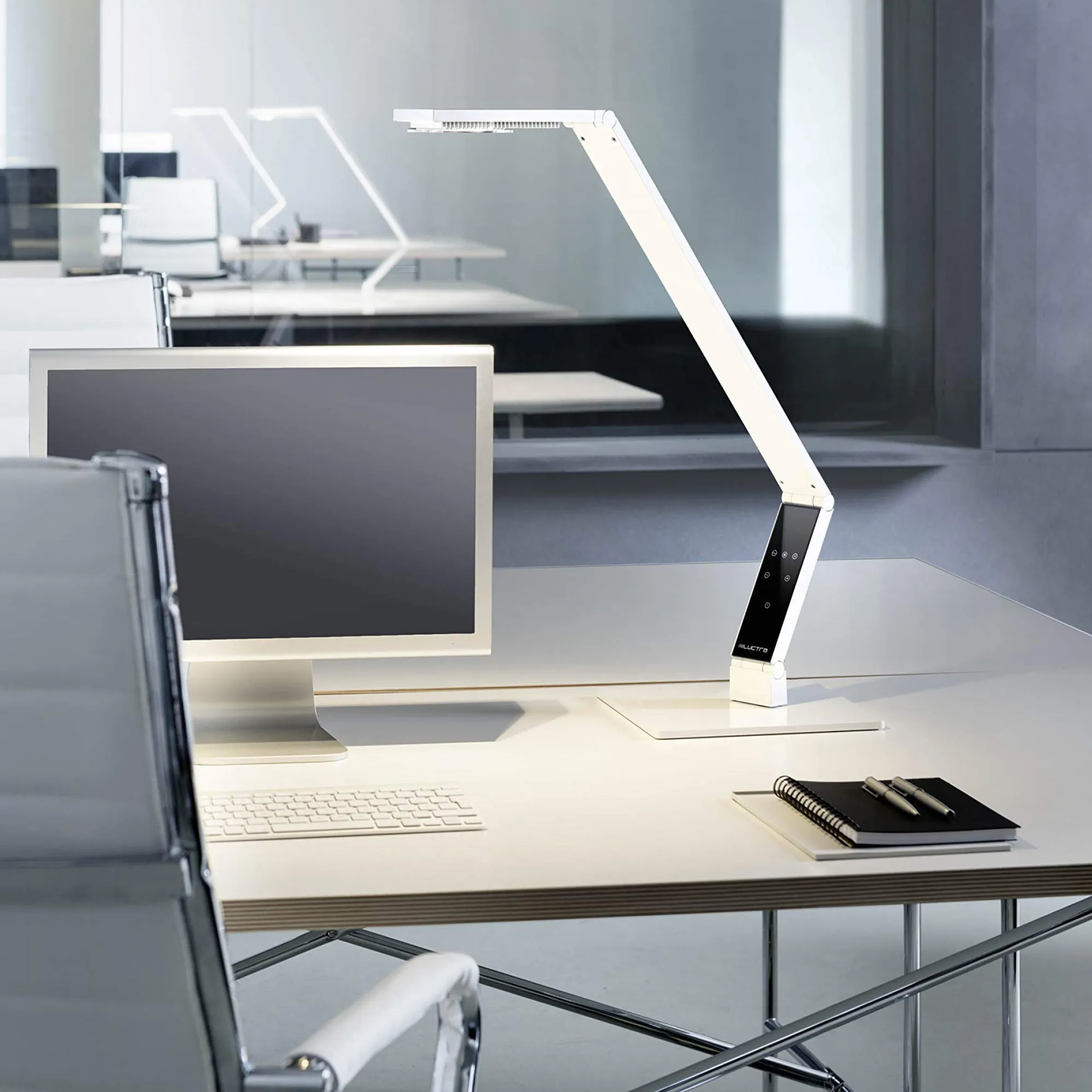 kantoor inrichting werkplek verlichting luctra werkplekverlichting