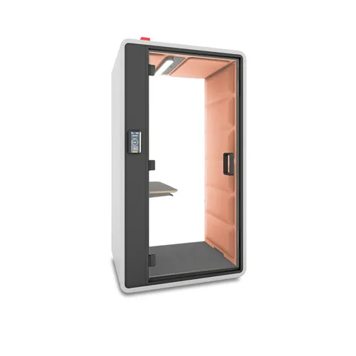 kantoor-mikomax-belcabine-hushfree-s-1000x1000px Een witte HushFreeS belcabine van Mikomax met een rood interieur met daarin een in hoogte verstelbaar tafelblad
