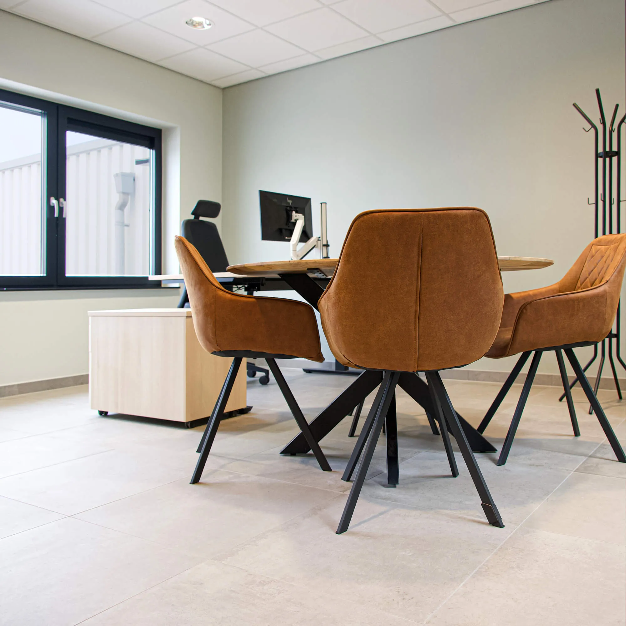 kantoorinrichting-bejot-kantine3
