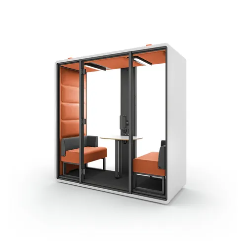 kantoorinrichting-hushfree-xm-mikomax 1000x1000px Een vrijstaande productfoto van een Mikomax hushFree XM cabine met rood/oranje interieur